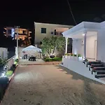 Villa Ademi *