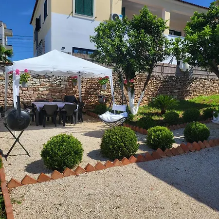 Villa Ademi Ksamil